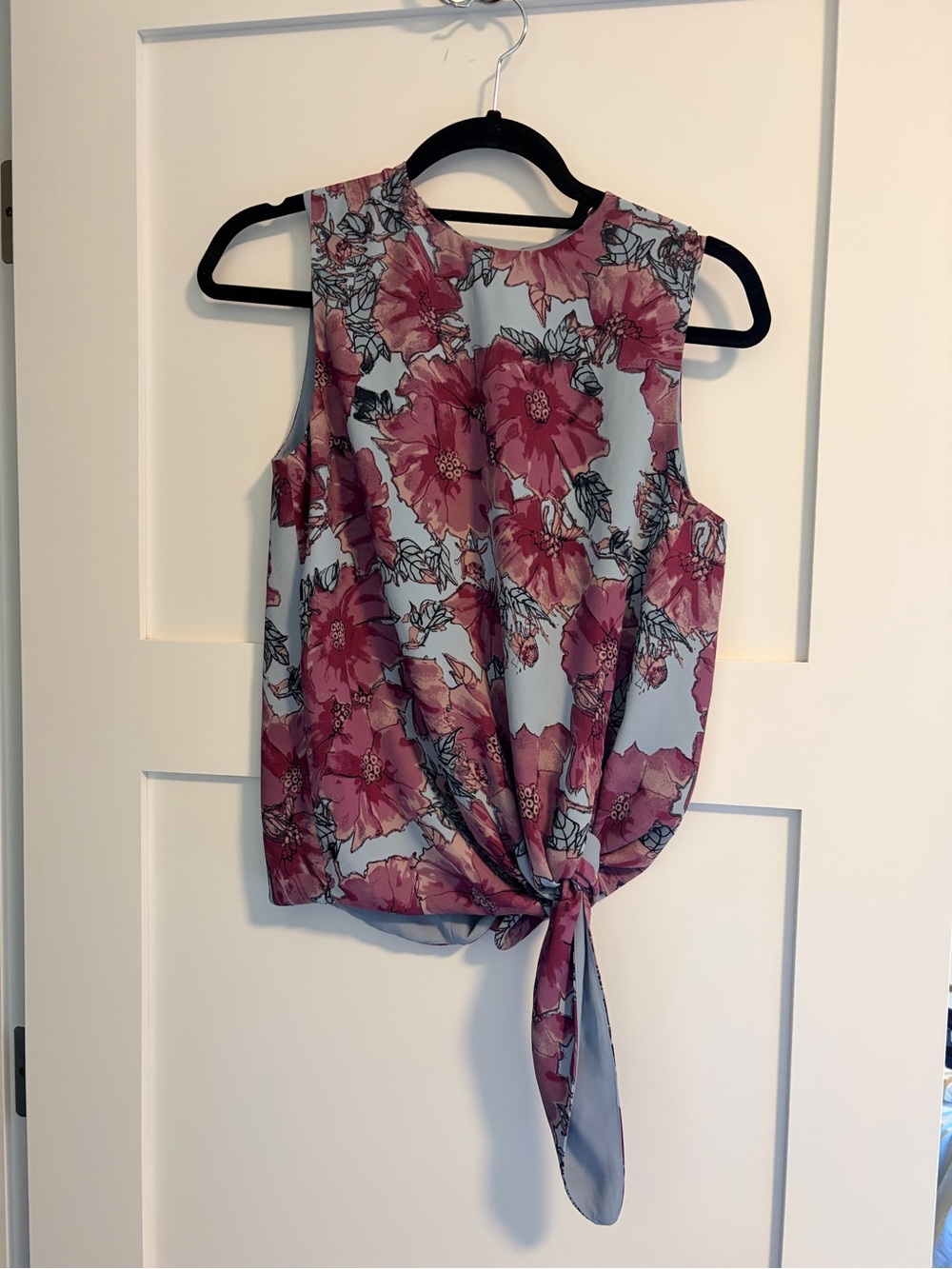 Babaton Sleeveless Pink Floral Tie-Front Top, Artizia, size small